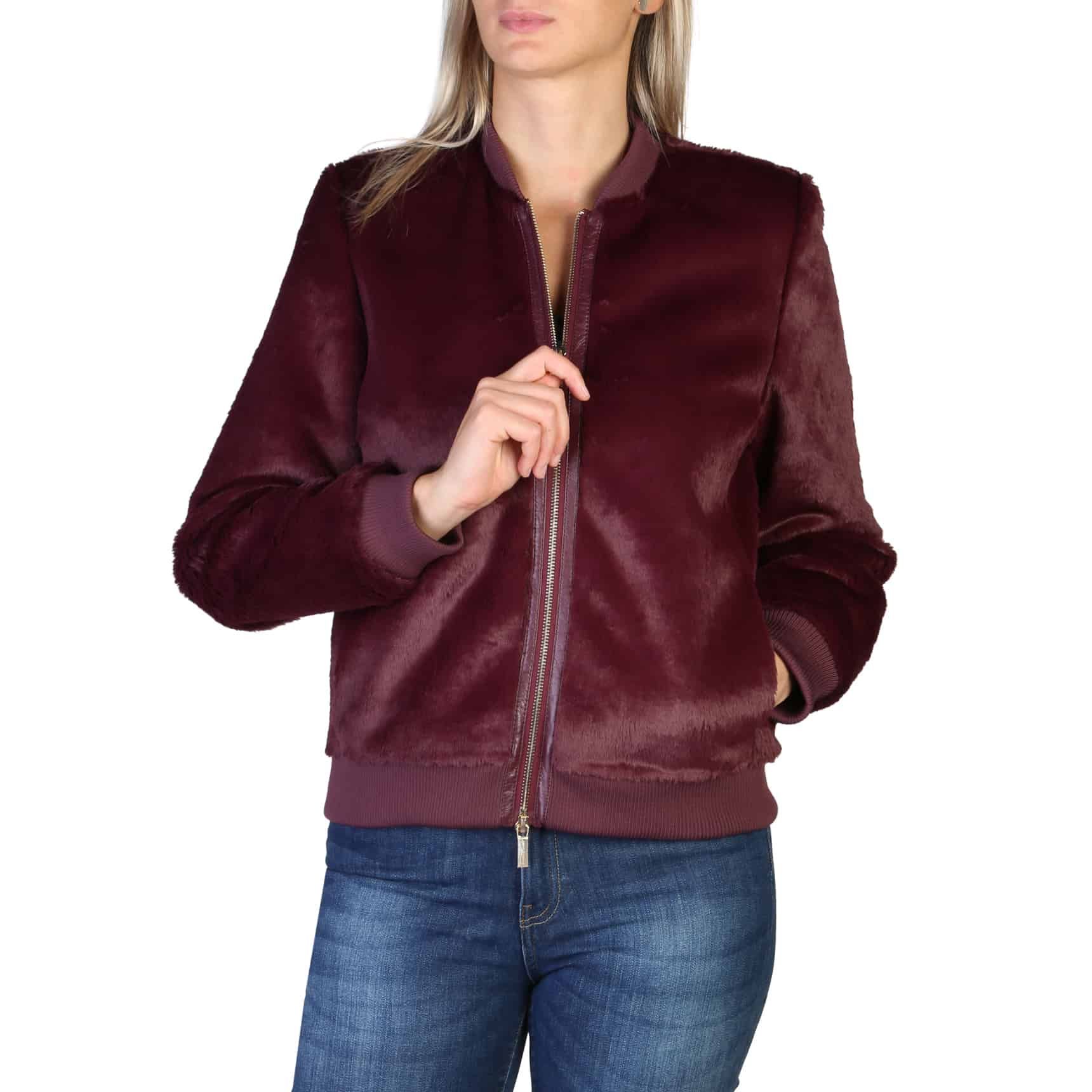 b1627bc0-3ca3-11ec-9210-0da408a404ad Armani Exchange